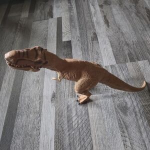 Mattel Jurassic World T-Rex Tyrannosaurus Chomping Action Figure 16"